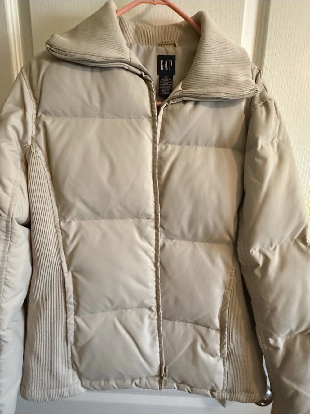 GAP Women's Beige Quilted Puffer Jacket with Rib Panels size XL